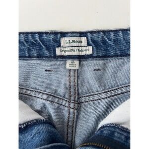LL Bean Womens Relaxed Original Fit Jeans Blue Medium Wash Elastic Waist 12 Pet